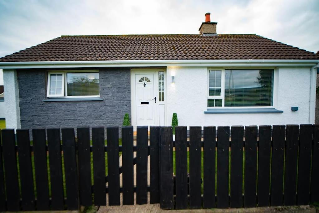 Binevenagh View, Magilligan Holiday Let Limavady Exterior photo